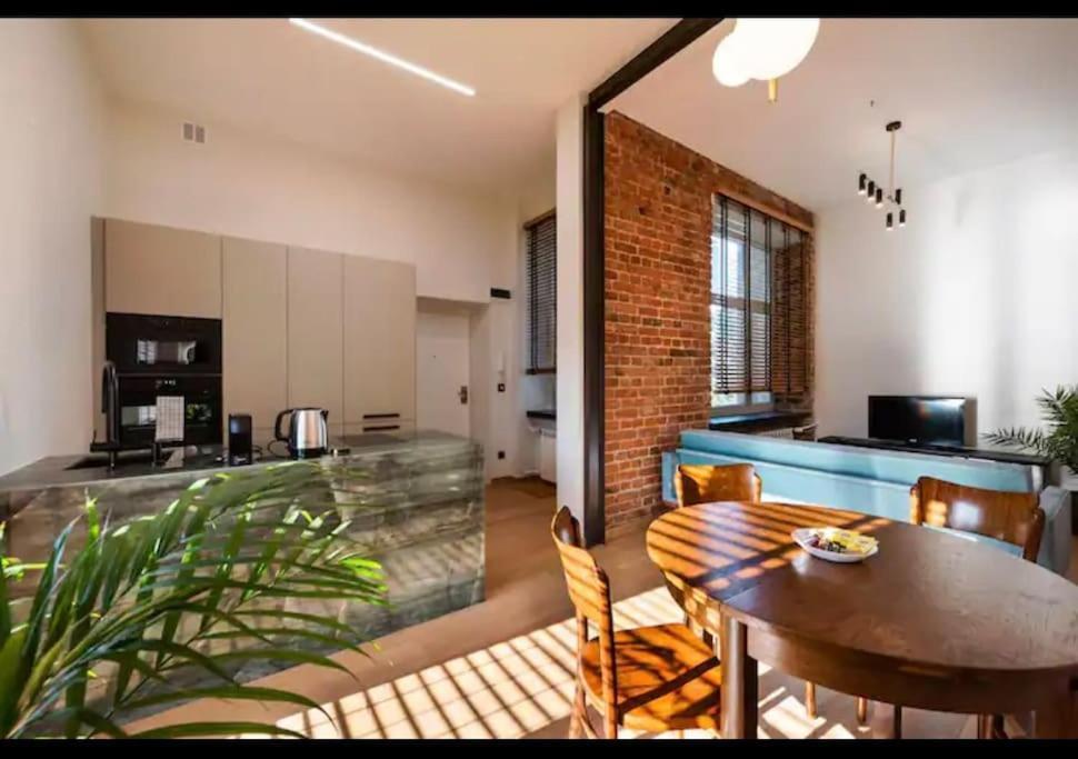 Palace Of Culture Loft Apartment ワルシャワ エクステリア 写真